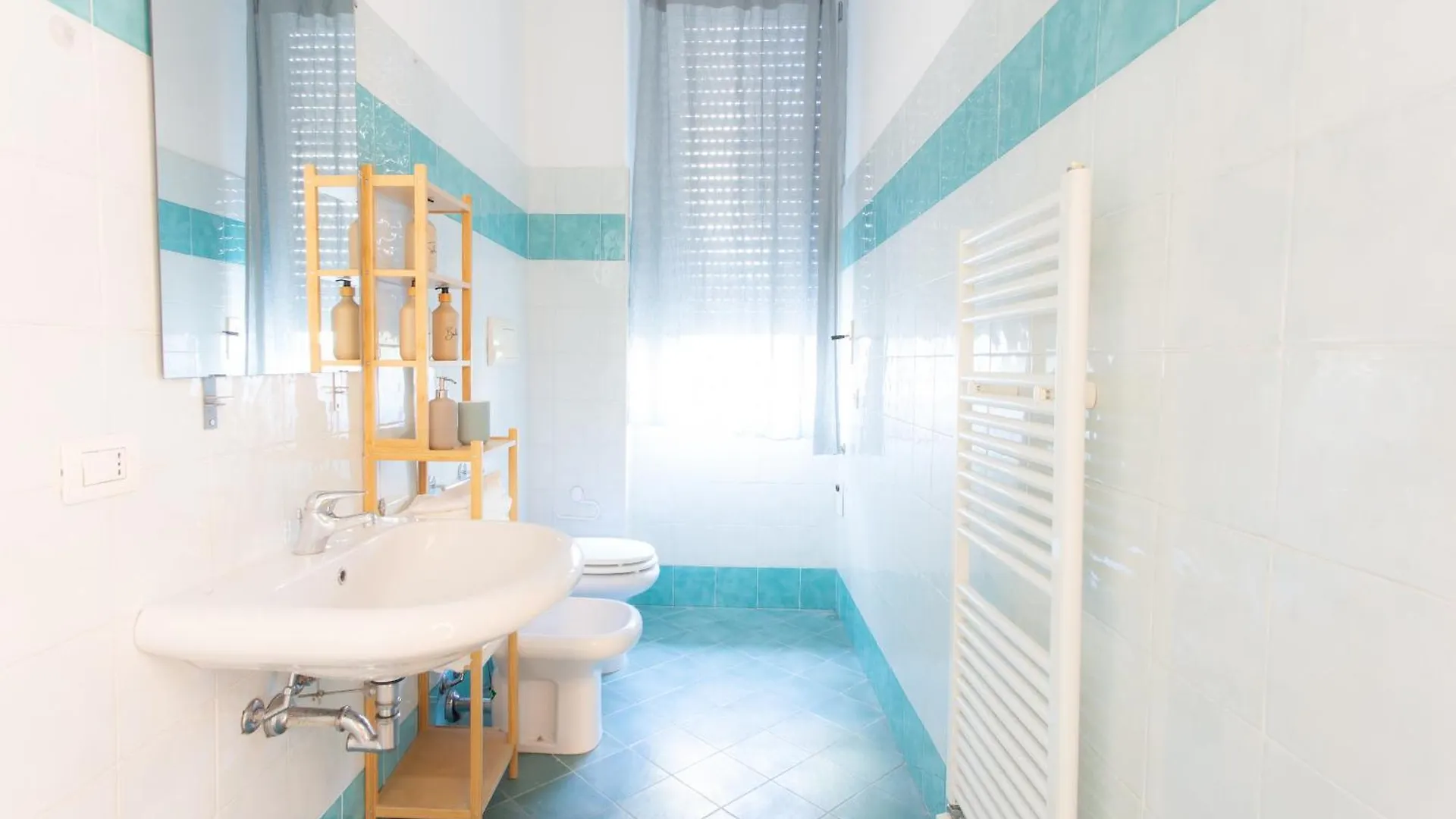 Columpio Milan Isola Rooms And Apartment Italia